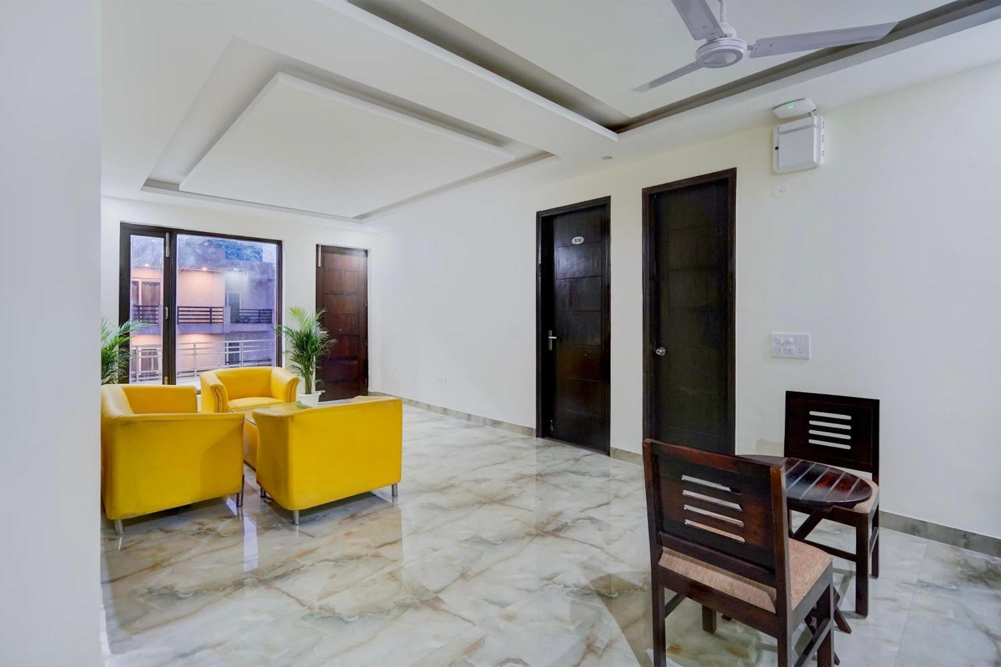Townhouse Delight Inn Gurgaon Exteriör bild