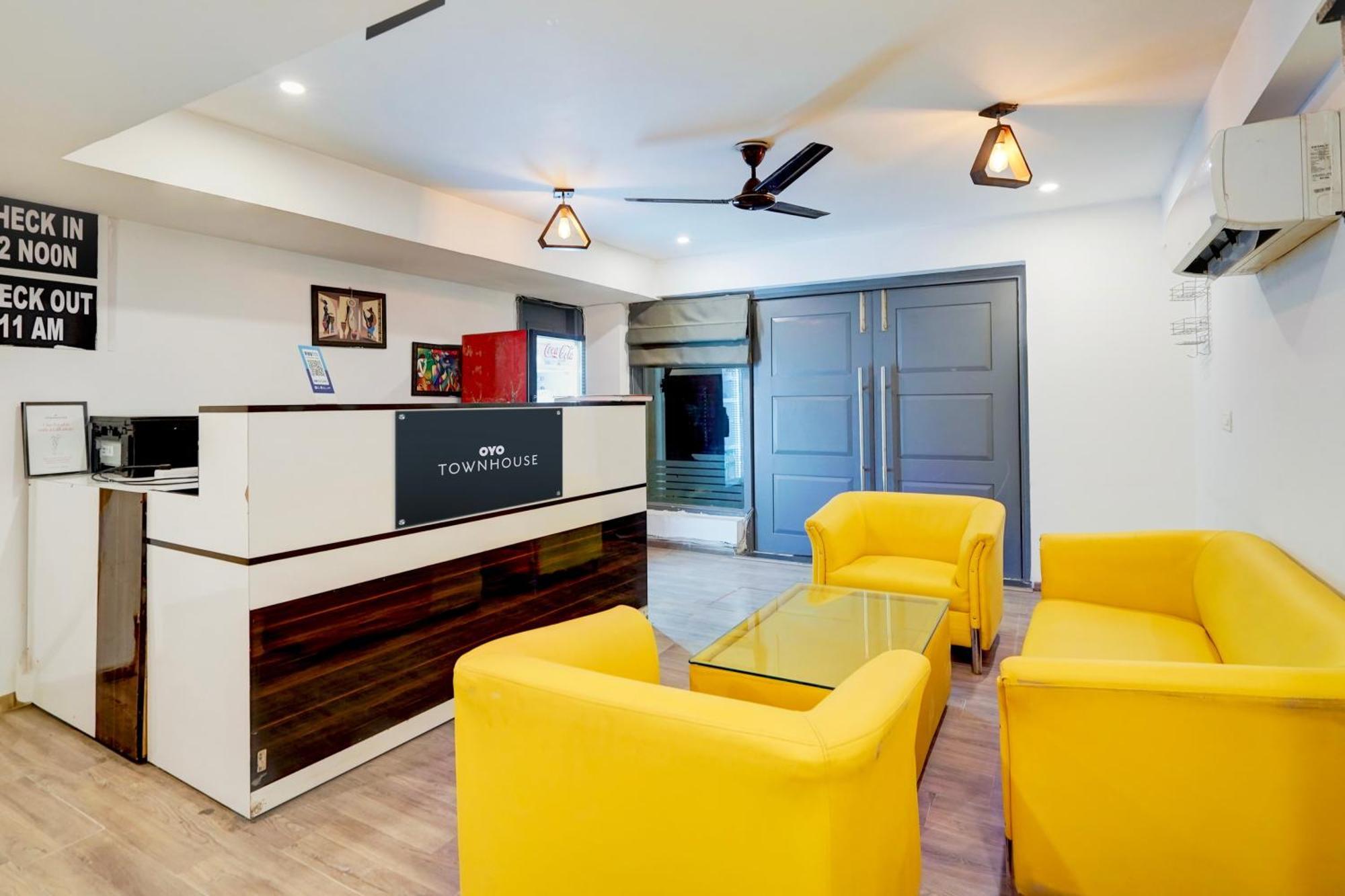 Townhouse Delight Inn Gurgaon Exteriör bild