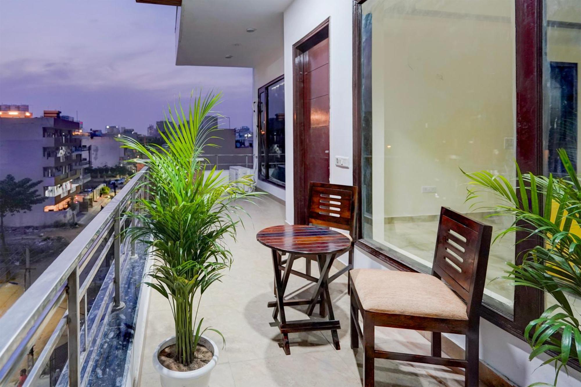 Townhouse Delight Inn Gurgaon Exteriör bild