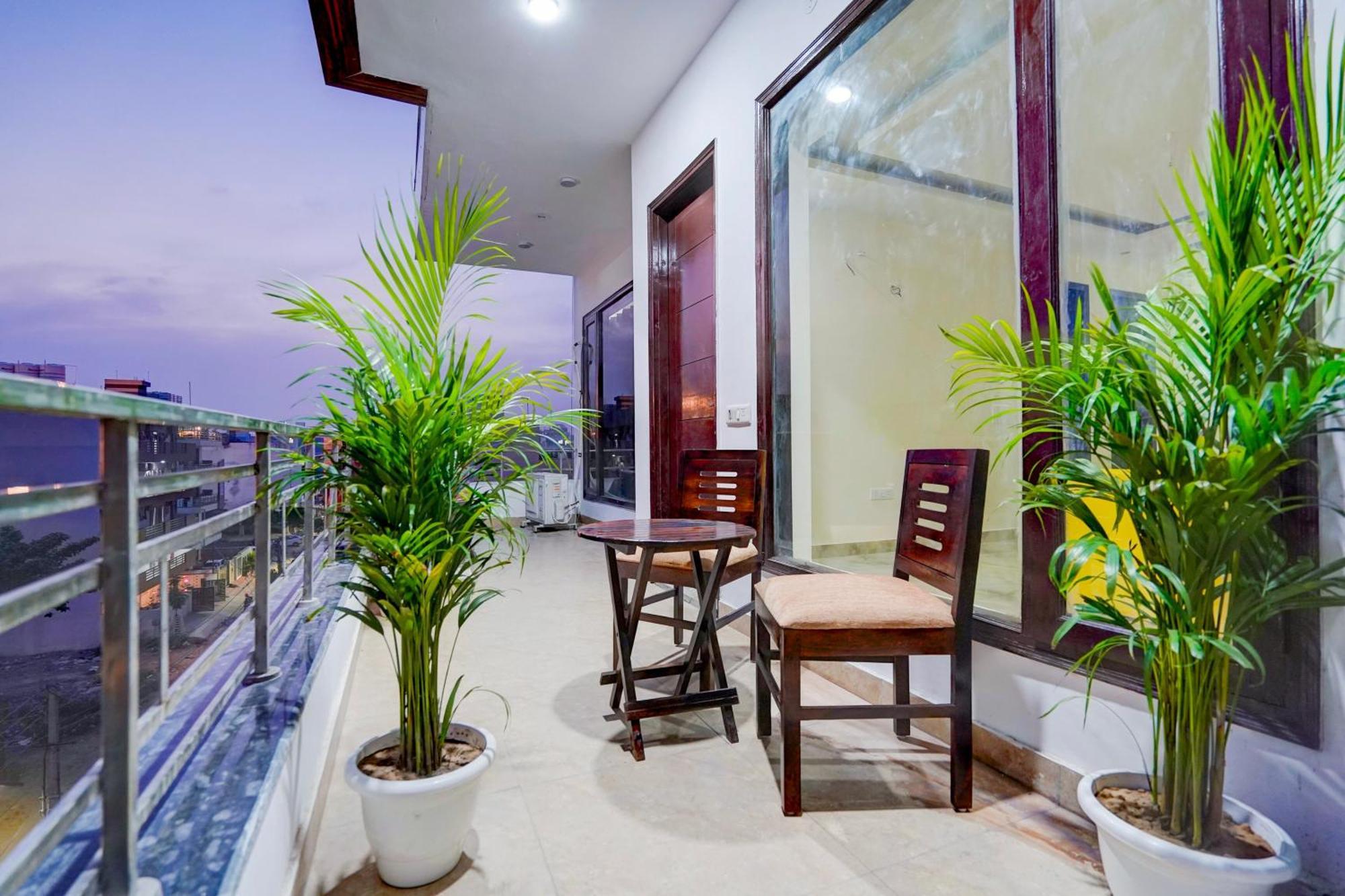 Townhouse Delight Inn Gurgaon Exteriör bild
