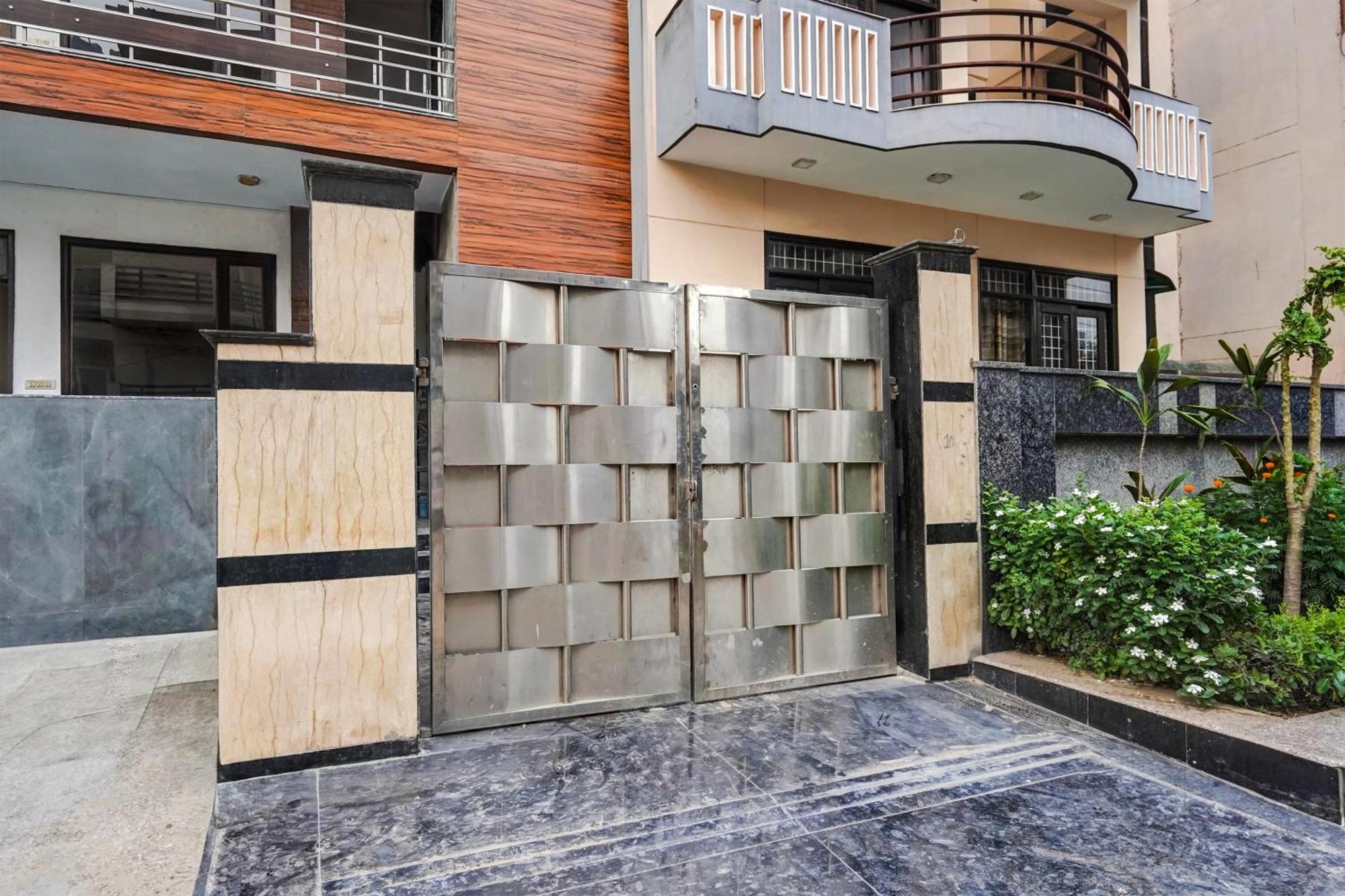 Townhouse Delight Inn Gurgaon Exteriör bild